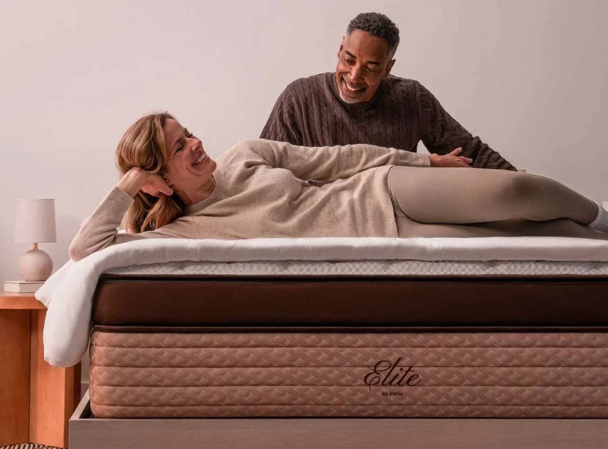 Helix Elite Twilight Mattress Review (Sleep Examiner)