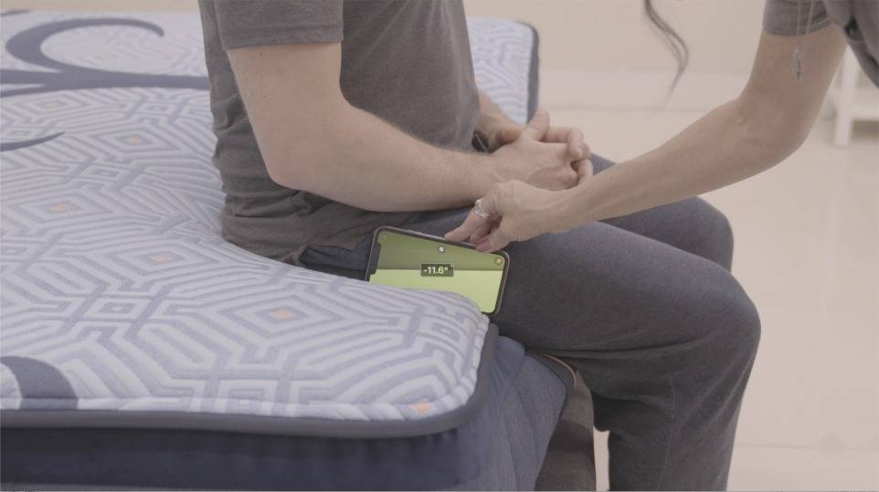 Stearns and Foster Lux Hybrid Firm Mattress Review 13 Sterns and Foster Lux Hybrid Mattress Review with11-6-Edge Support